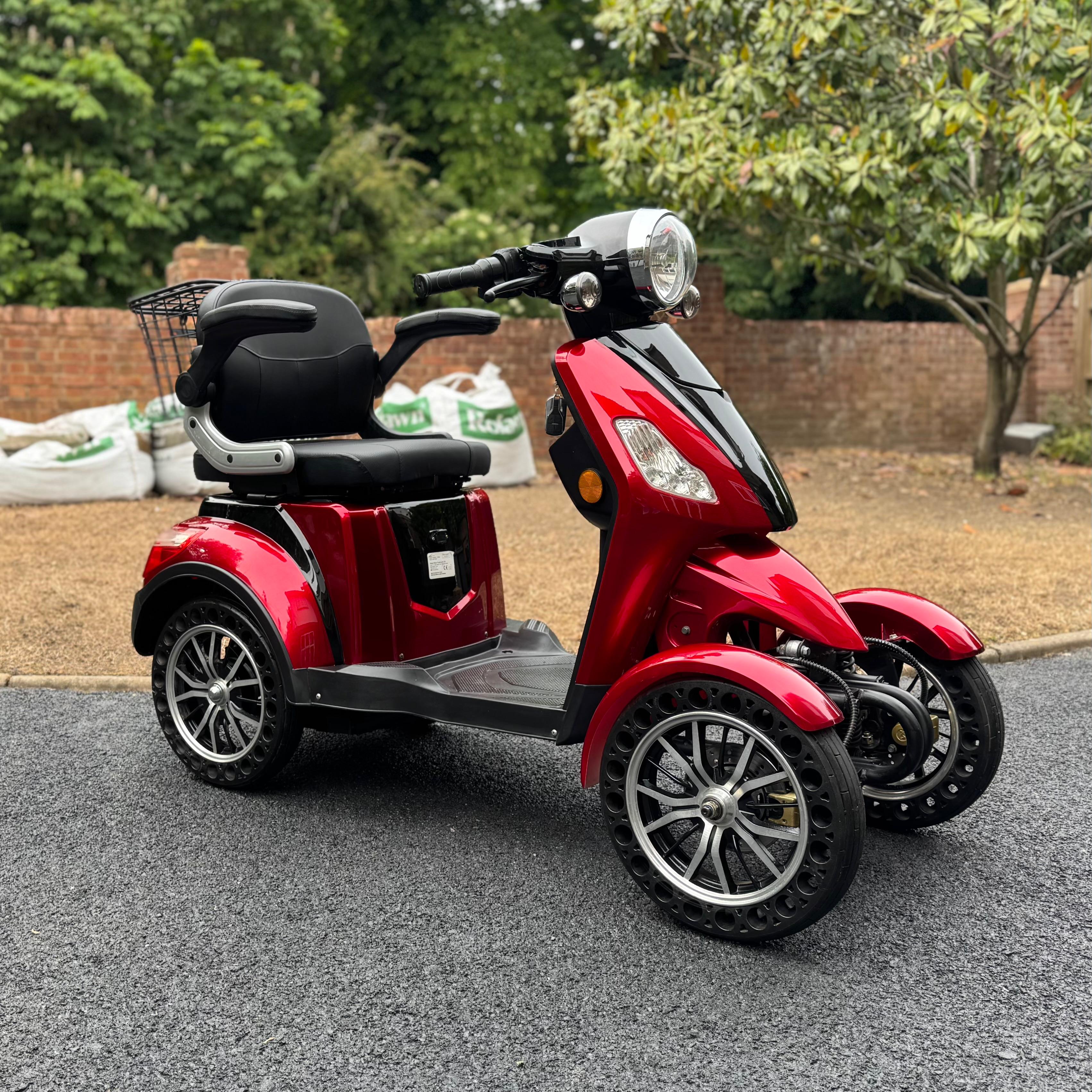 Green Power ZT4 Mobility Scooter, 15 MPH, Solid Tyres